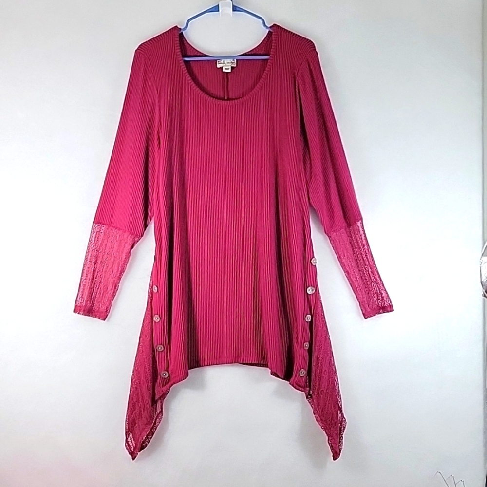 World Unity Burgundy Handkerchief Lace Side Sweater Size XL